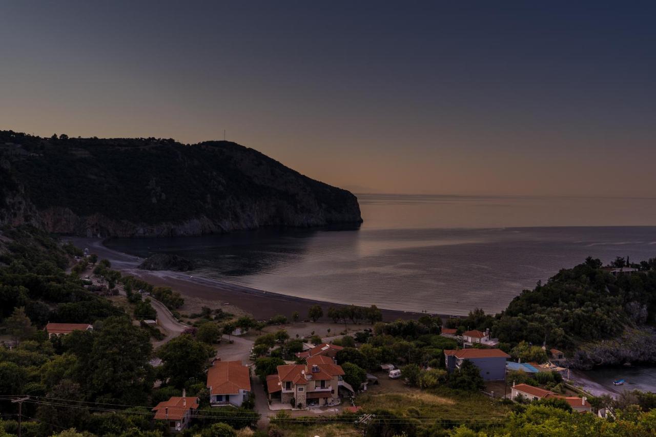 Αlissachne Suites Limniónas Esterno foto