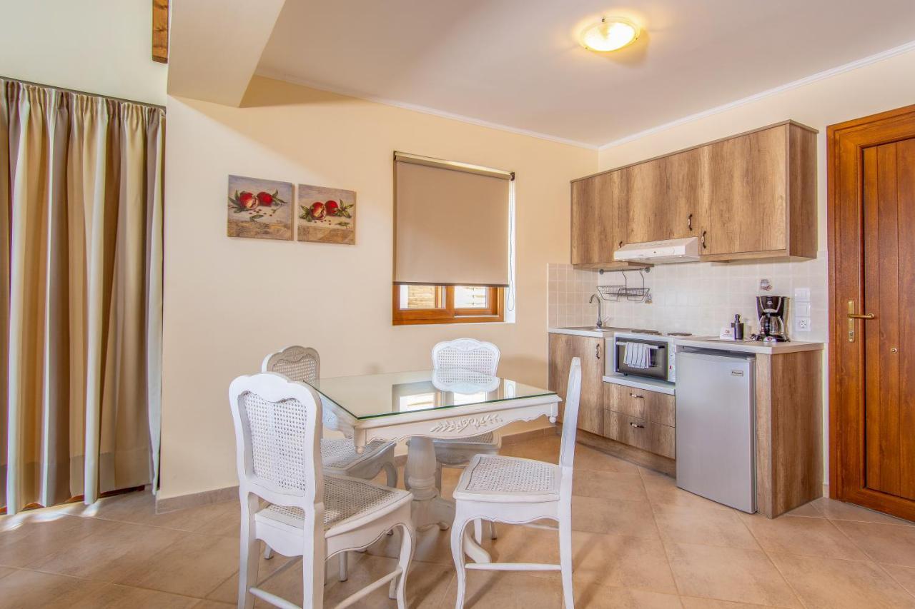 Αlissachne Suites Limniónas Esterno foto